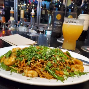 Shrimp chow mein and