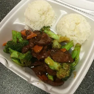 Beef with Broccoli