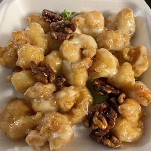 9. Shrimp with Honey Walnut