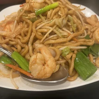 D14. Stir-Fried Shrimp Noodles