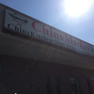 the sign for chins market