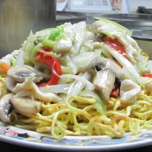 Cantonese Chicken Chow Mein