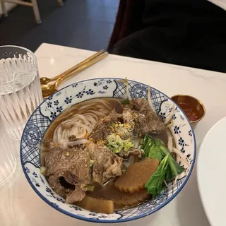 Stewed Beef Noodles