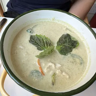 Green Curry (Gluten Free, Spicy, Vegan)