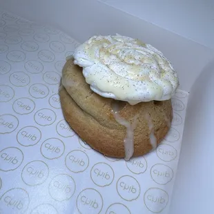 a closeup of a cookie with icing