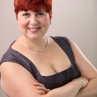 Tracie B.