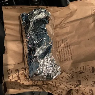 It's not even stuffed to the max! And they don't give you anything with it! Rip offfffff!