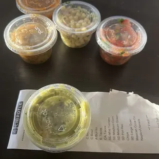 They charged me 5.30$ for large guacamole but gave me the regular size for 2.65$