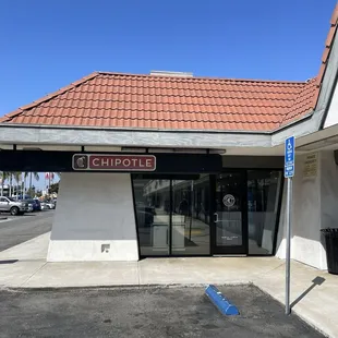 Chipotle restaurant