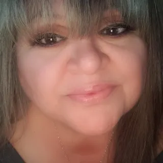 Lizz M.
