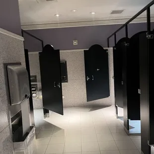 09/01/2024 ladies bathroom