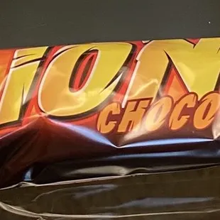 Lion Choco (similar to 100 Grand)