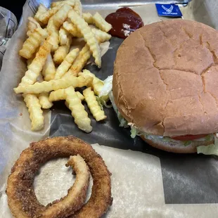 Classic burger with crinkle fries