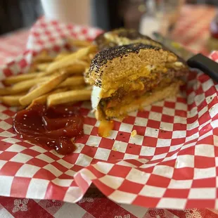 1/3 burger w/cheese and egg