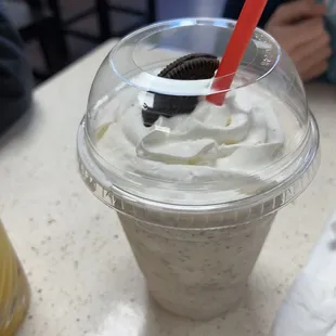 Oreo milkshake