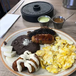 Chiroy breakfast combo plate