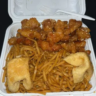 Sesame chicken, lo mein, and wontons