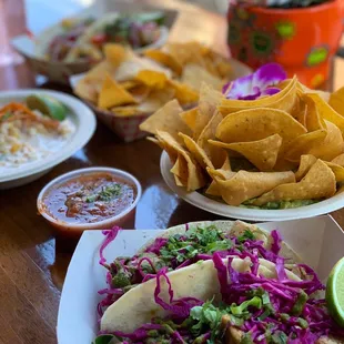 Jackfruit Tacos (2 pcs.), Mahi Mahi Tacos (2 pcs.), Guac &amp; Chips,  Pinchesquite