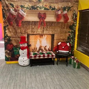 Pics with the grinch &amp; Santa