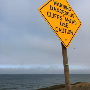 An almond Latte, made well and a bench to enjoy the ocean. Starts the day off right!!!