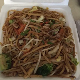 #14 chicken vegetable lomein