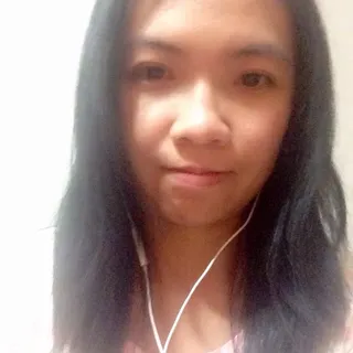 Trang L.