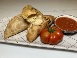 Empanada Lua