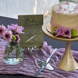 Wedding Cutting Cake