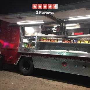 a food truck at night