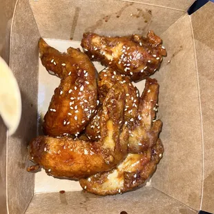 Crispy 10 Piece Sesame Garlic Wings with fries