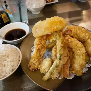 Mix sea food tempura