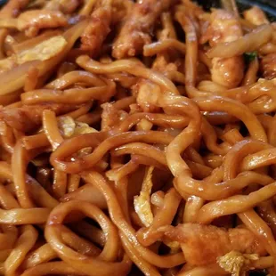 Chicken Lo Mein