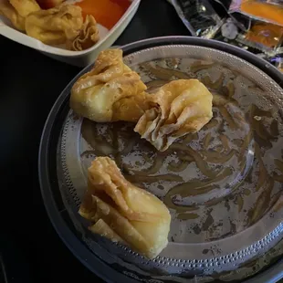 Crab Rangoon, beef lo mein