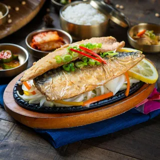 Grilled Mackerel / 고등어구이