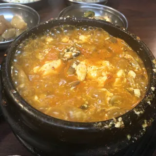 Mushroom Tofu Soup