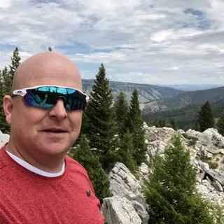 Sam R.