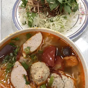 Bun Rieu