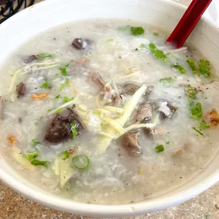 Chao Huet, 9/10. They give fish sauce, chili flaws, and Siracha for your saltiness preference!