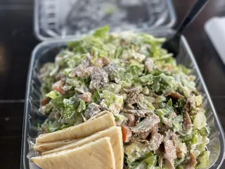 Natural Greens: Gyros & Salads