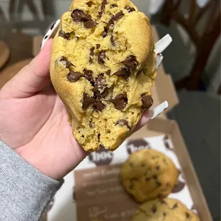 Chocolate Chip Cookies