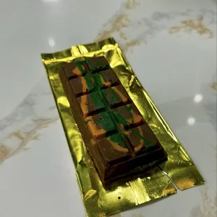 Viral pistachio chocolate bar