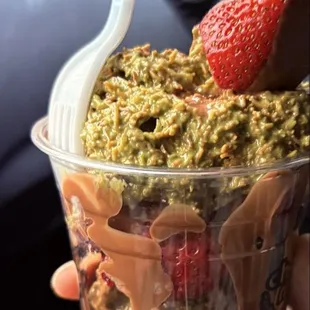 Dubai Milk Chocolate Covered Strawberries