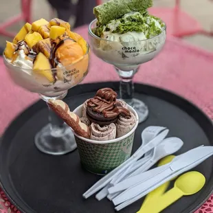 Mango ice cream, Baklava ice cream, rolled ice cream - nutella, oreo and bueno ice cream