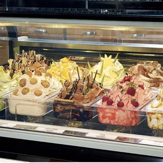 Kashta Strawberry Crepe