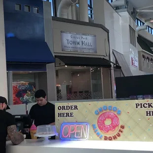 Dude in left played major role on small purchase (see review)