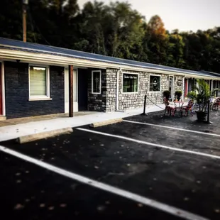 Start of fall @ the inn