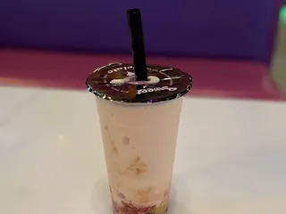 Sweet Gelato Tea Lounge