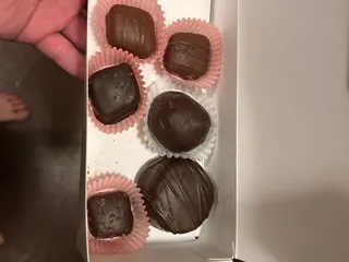 roundabout sweets & treats