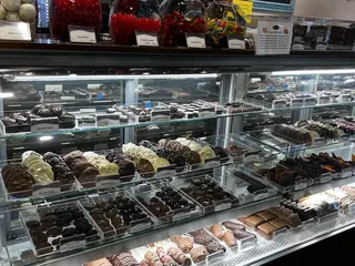 ChocGlitz & Cream