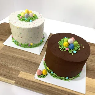 Mini Easter cakes